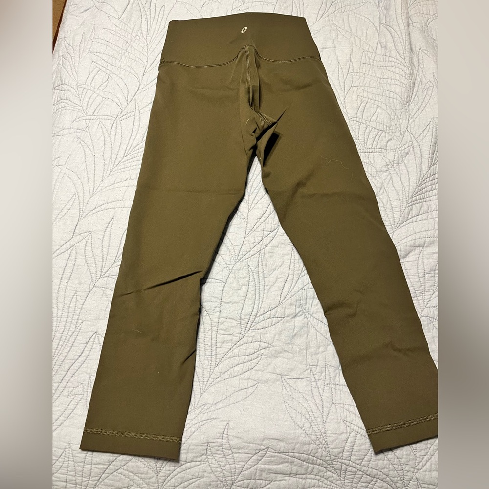 Lulu Lemon Wunder Under 7/8